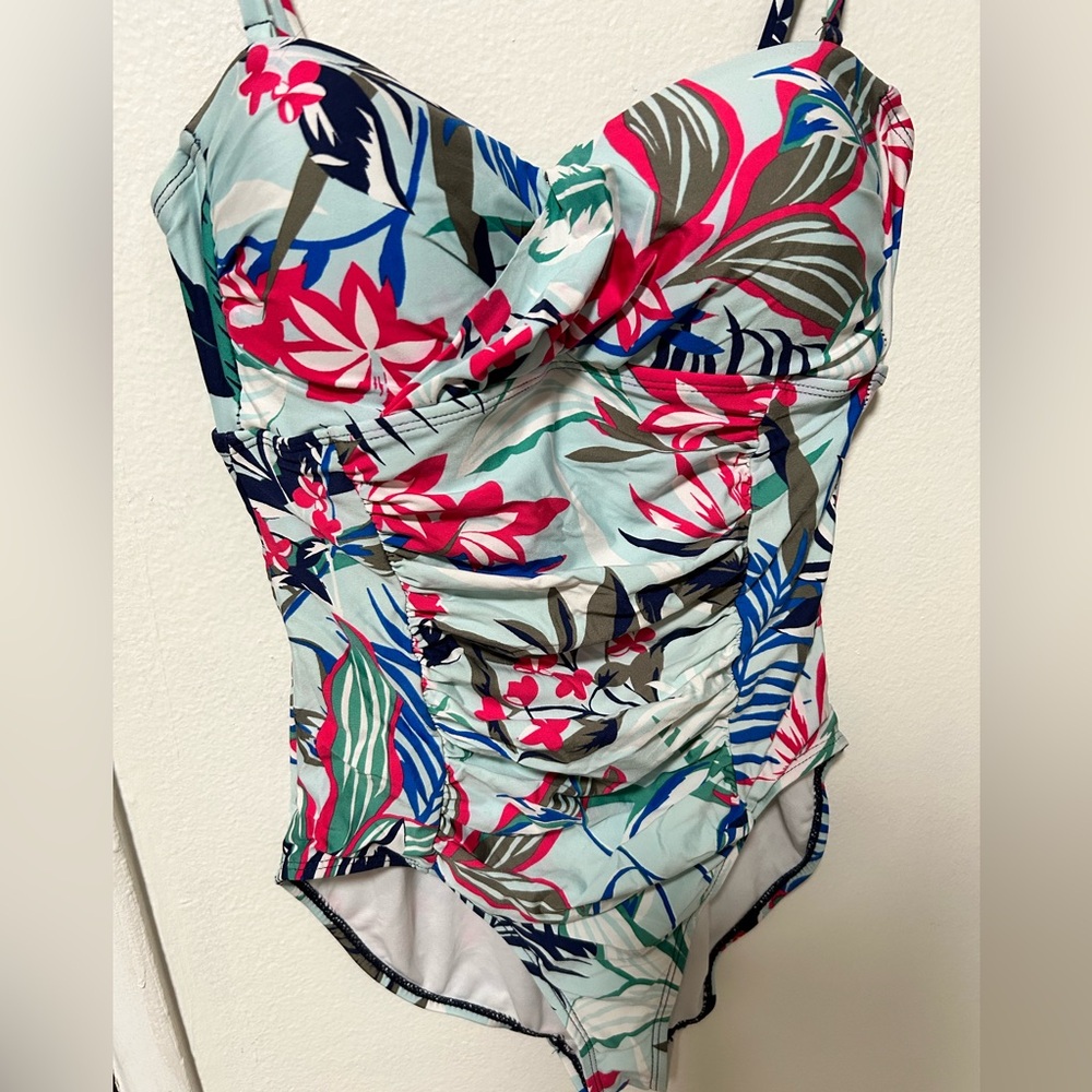 Bathing suit